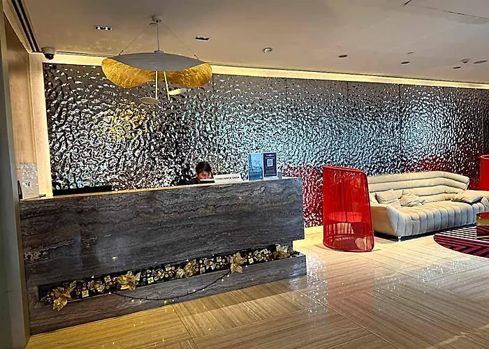 Novotel Residences Acqua Near Rockwell Makati 4*