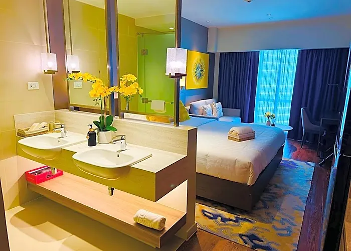 Novotel Residences Acqua Near Rockwell Makati Hotel