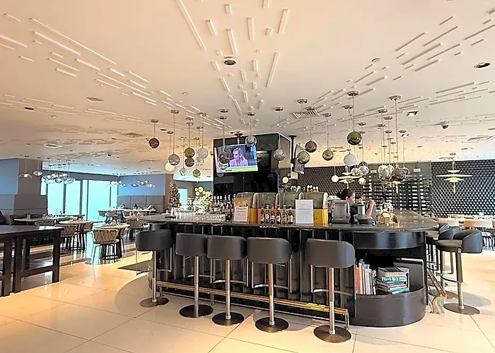 Novotel Residences Acqua Near Rockwell Makati 4* Manila