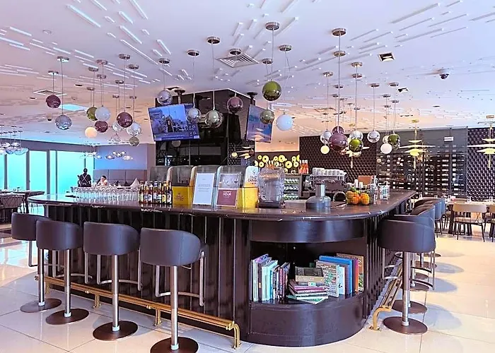 Novotel Residences Acqua Near Rockwell Makati 4* Manila